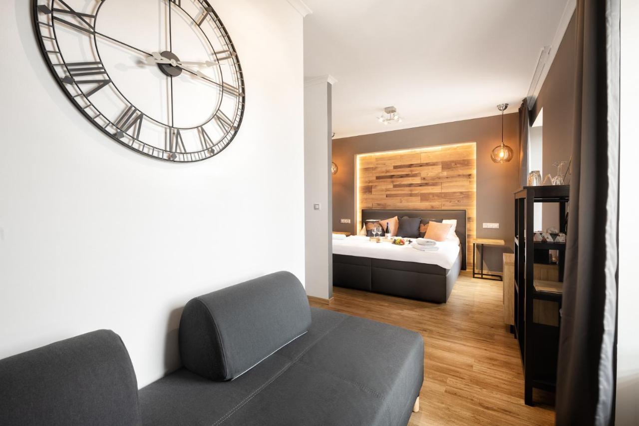 Wine & Wellness Hotel Besedni Dum Valtice Kültér fotó